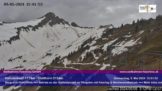 Fontanella-Faschinaの雪を表すウェブカメラのライブ映像