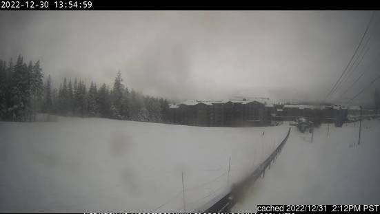 Revelstoke Mountain Resort webbkamera vid kl 14.00 igår