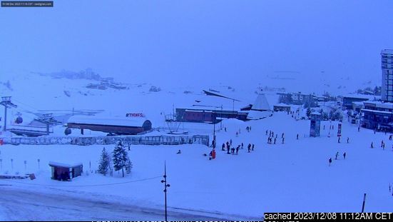 Tignes webbkamera vid lunchtid idag