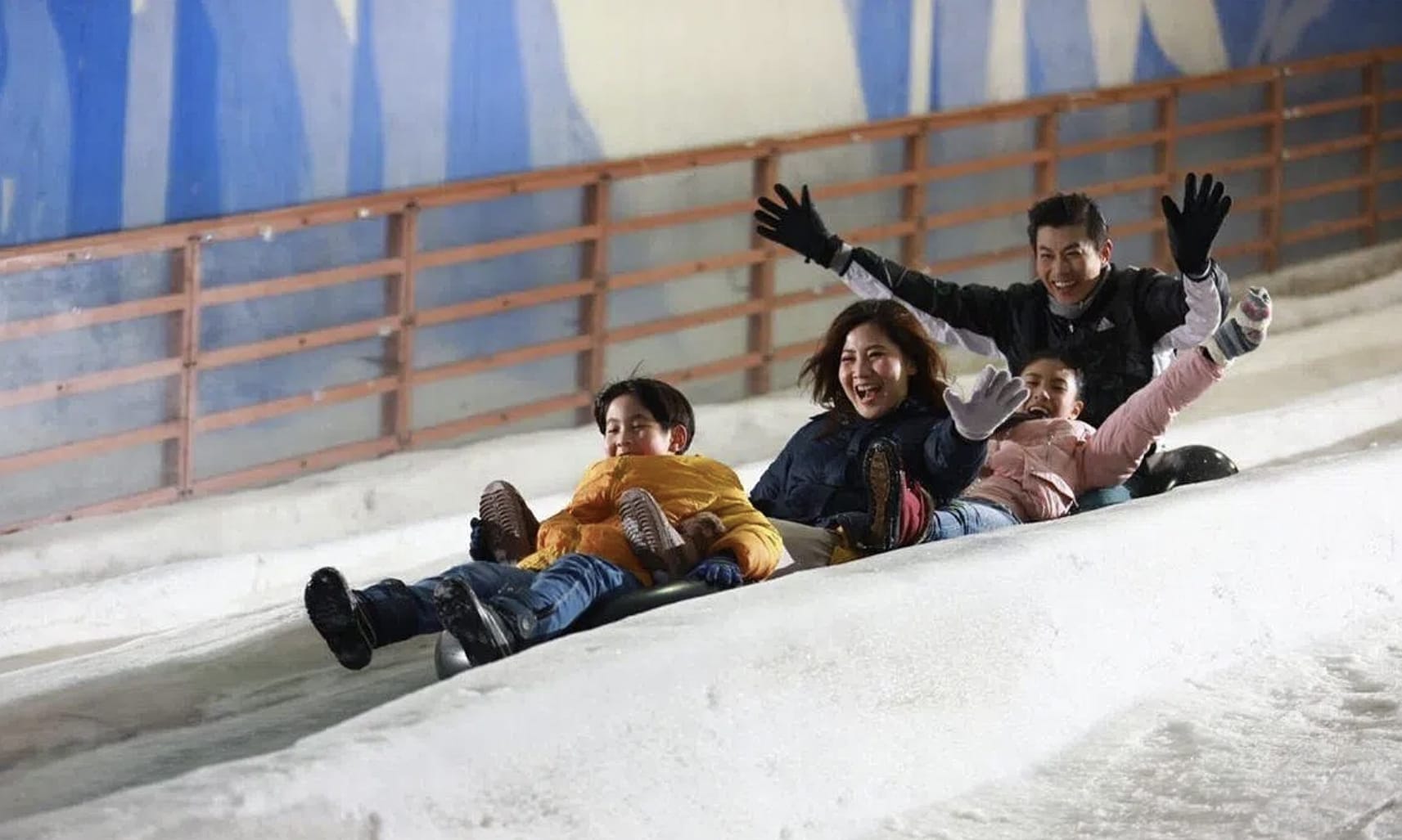 Snowsports Ending In Singapore