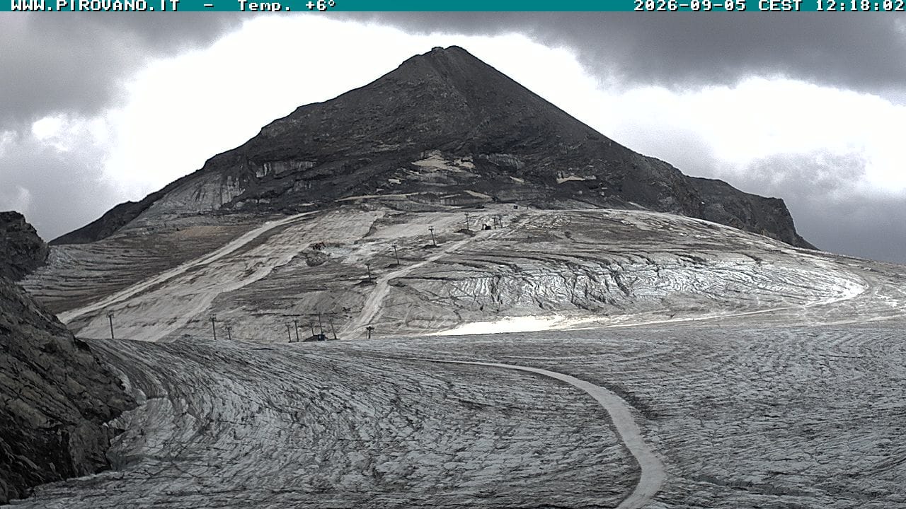Glacier Skiing Resumes In The Alps