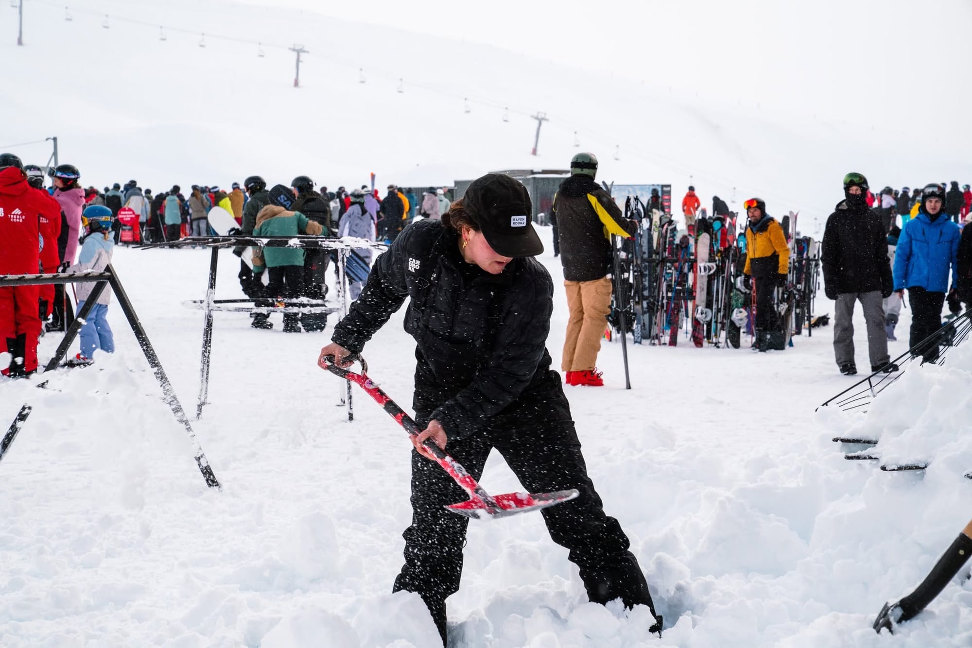 New Zealand Ski Area Extends Season