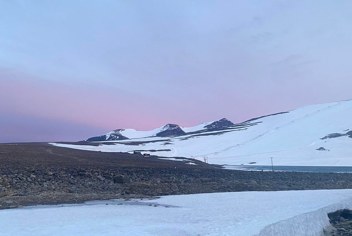 Galdhøpiggen Holds Out as Scandinavia’s Last Ski Zone Standing