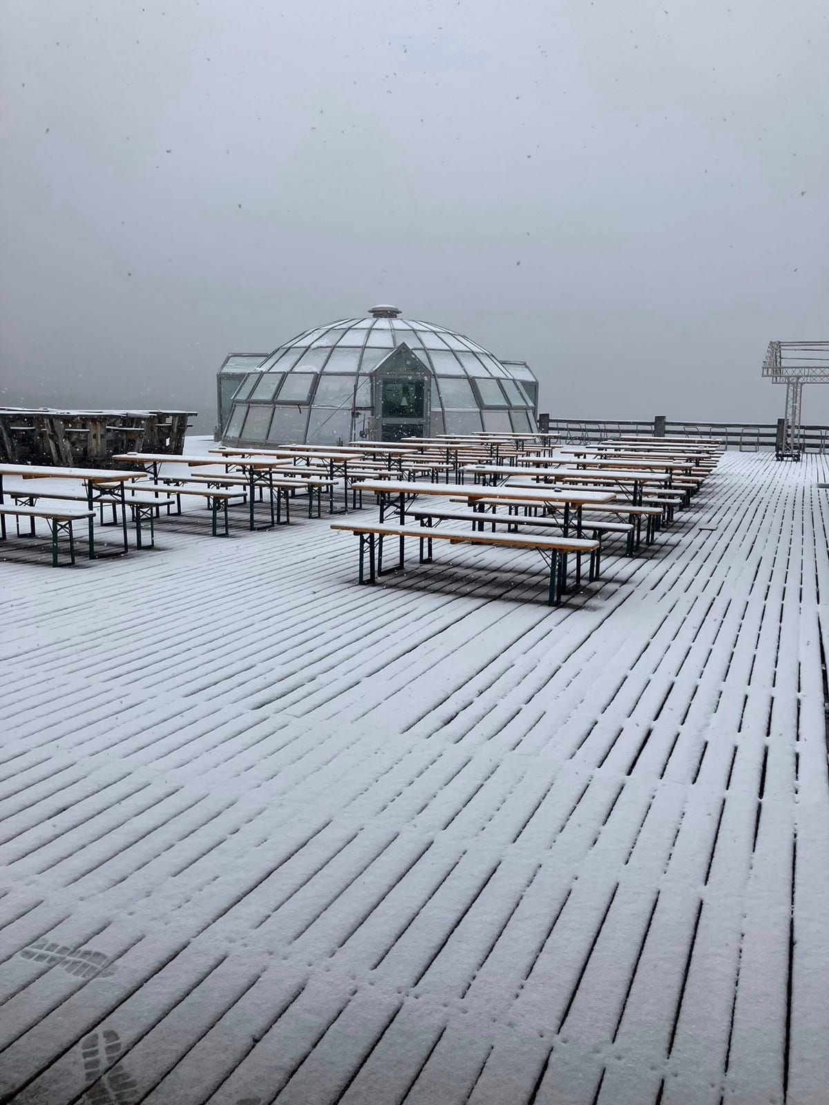 Autumn Snowfall Brings Early Promise for Alps Ski Season