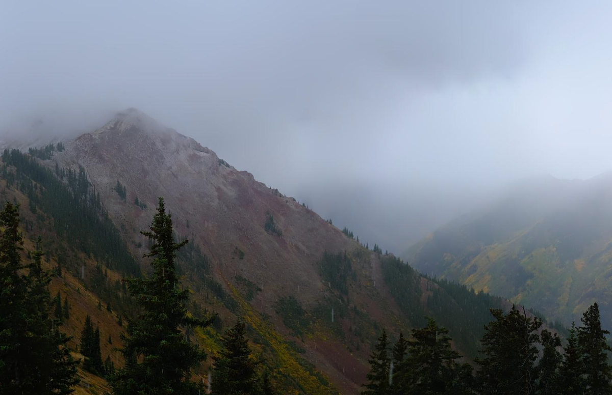 Colorado’s First Taste of Winter Arrives with Rain and Mountain Snow