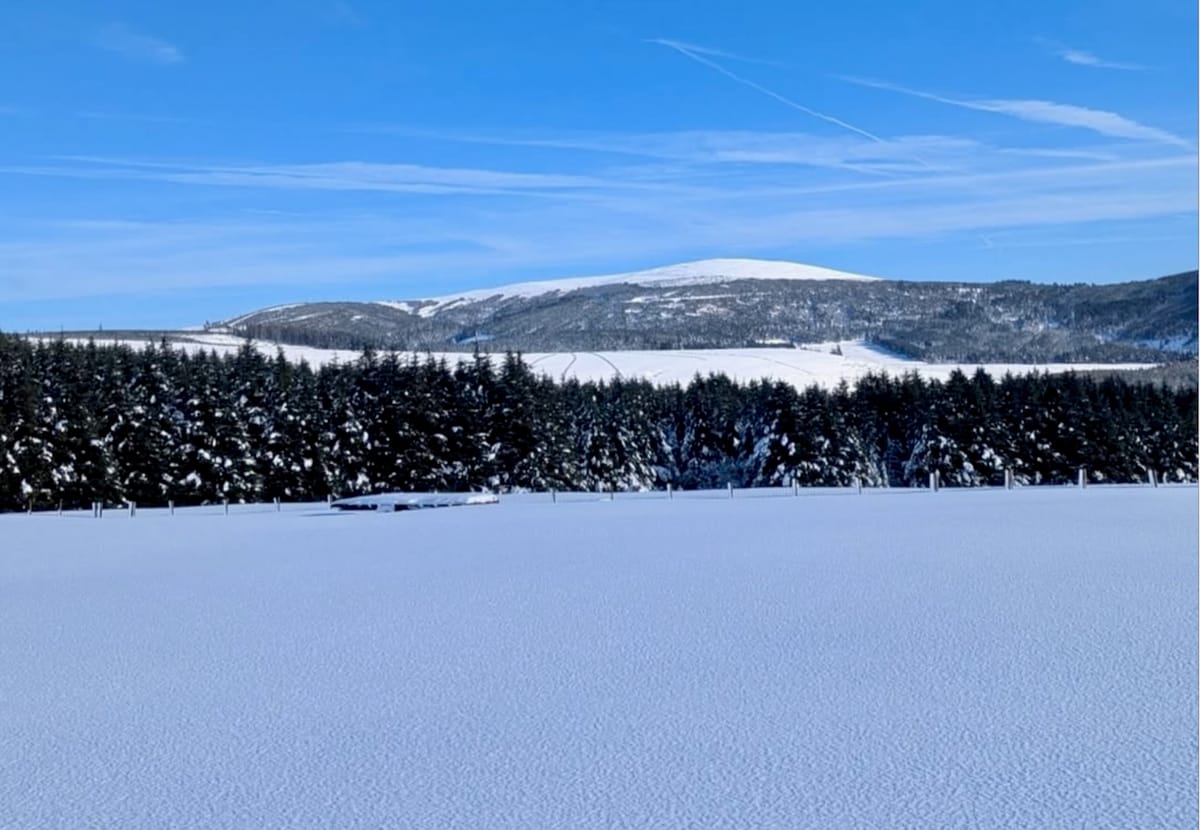 Skiing the Preselis — When a "Pembrokeshire Dangler" Turns Wales White