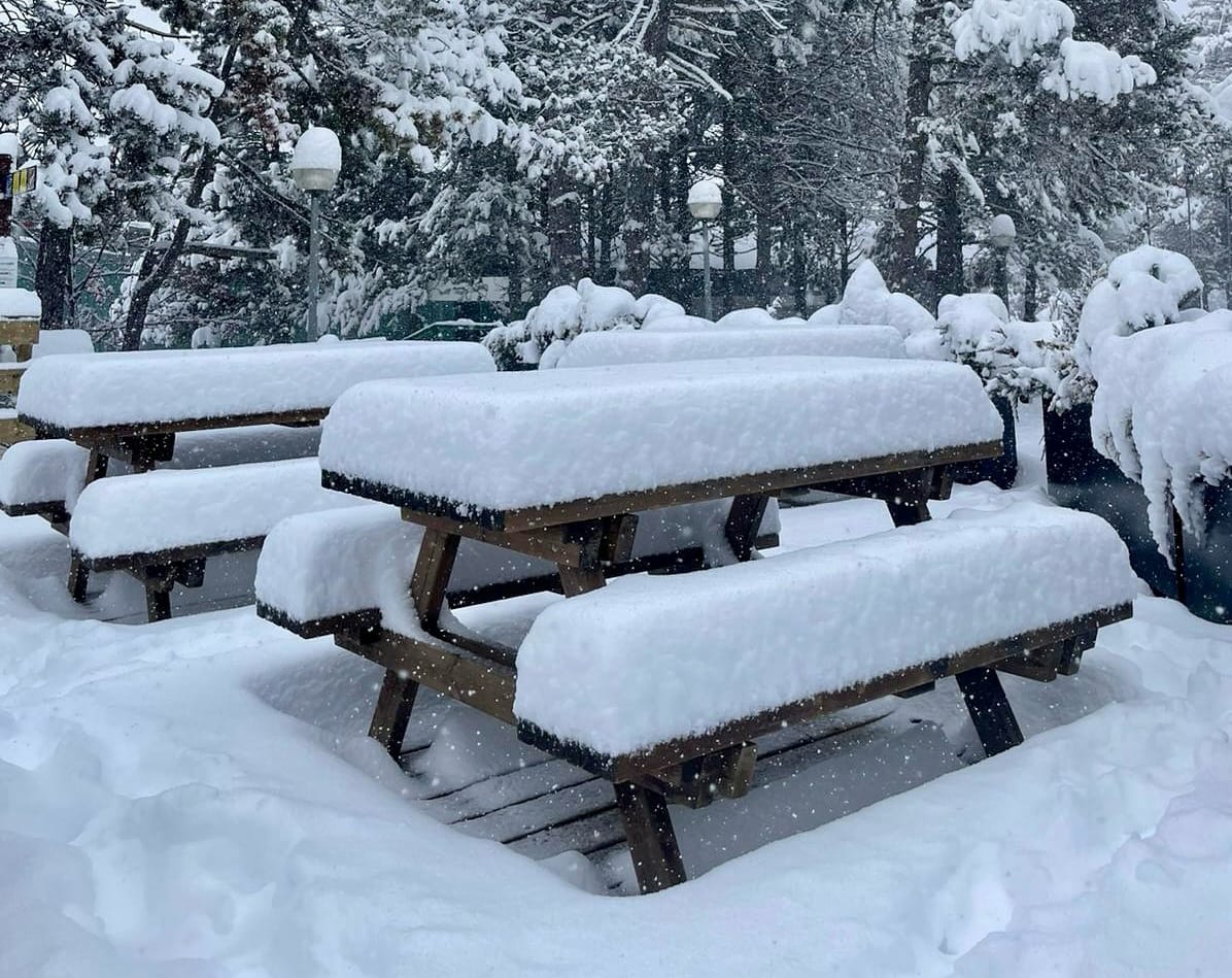 Up To 1m (40") Of Snowfall in 48 Hours in SW Europe
