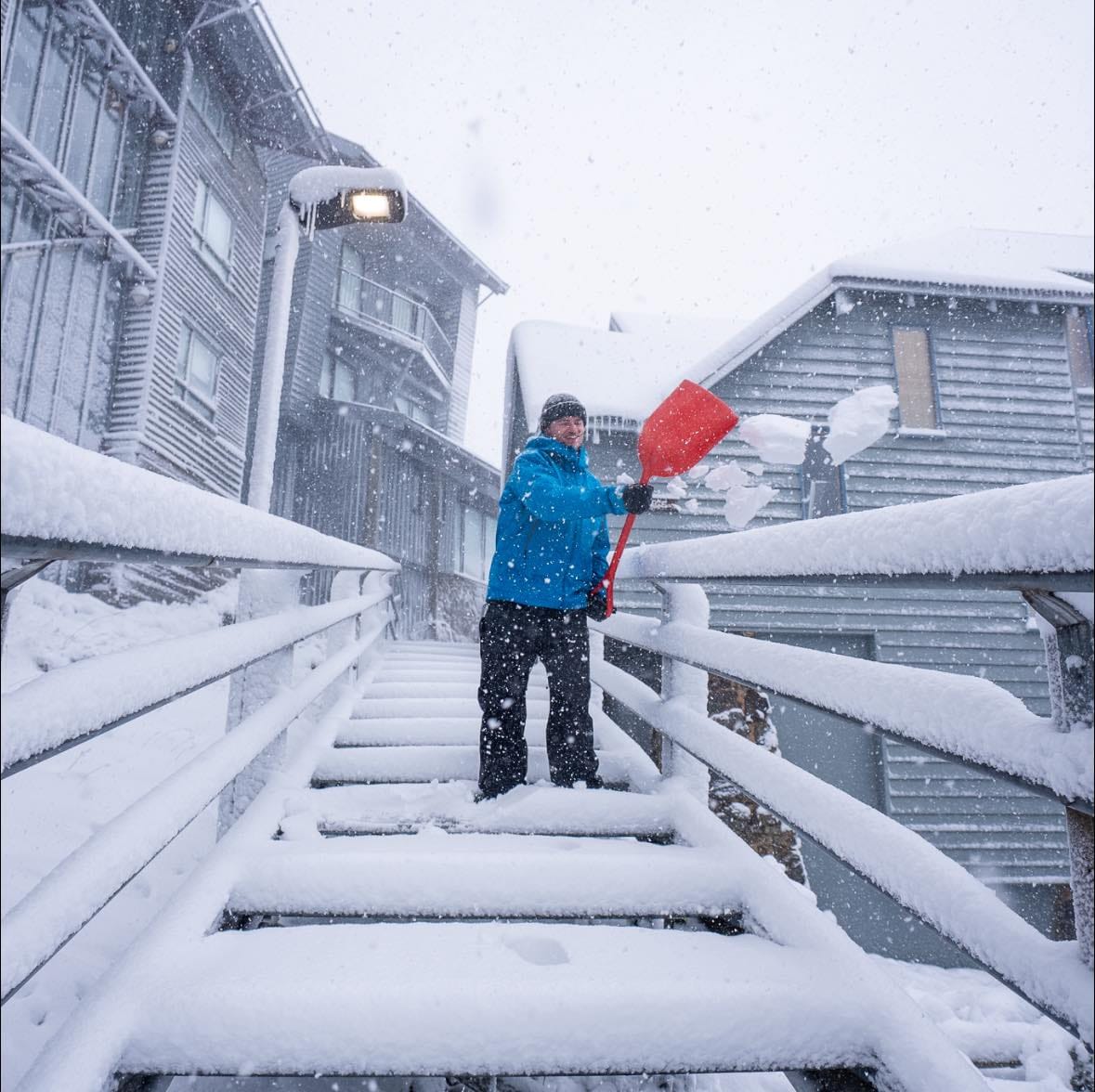 "March Madness" As Snowfall Hits Australia In Early Autumn