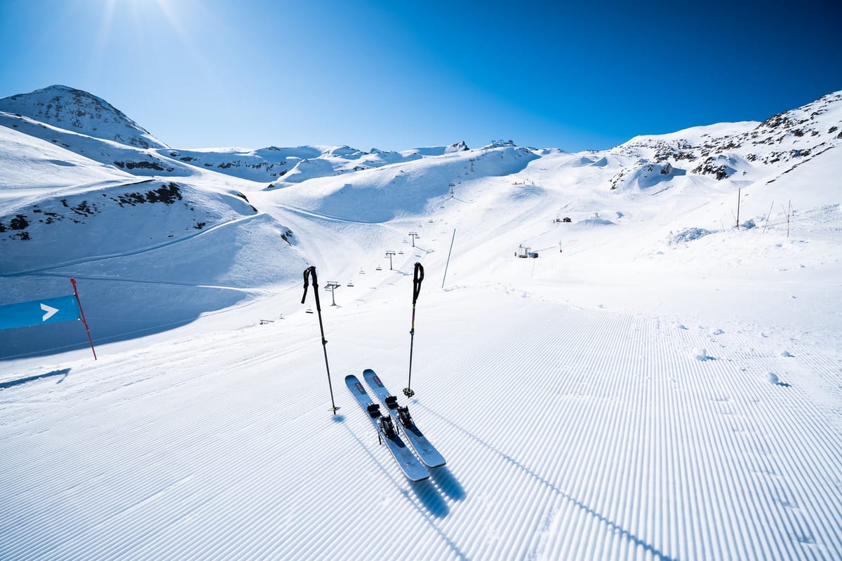 Les 2 Alpes To Stay Open For Skiing For Another 4 Months