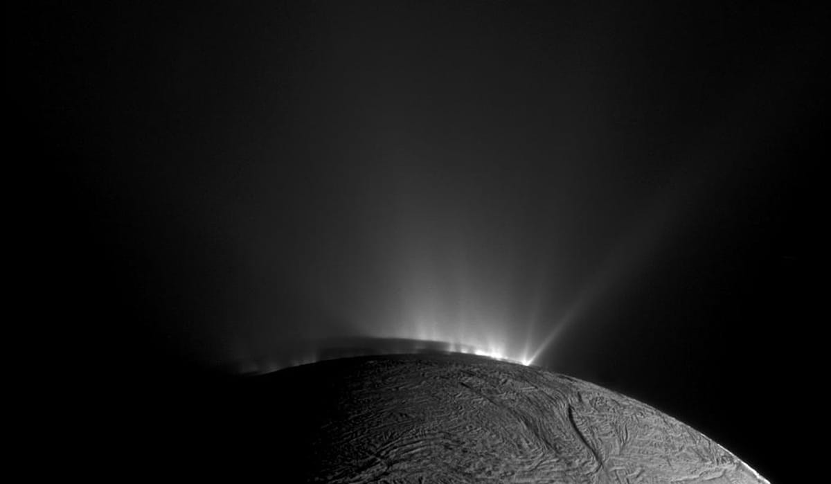 ‘Snow-Cannon' on Saturn’s Moon Enceladus