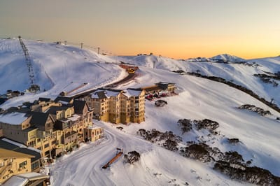 Massive Snowfall Blankets Chile: Up to 2 Metres Hits Andes Resorts
