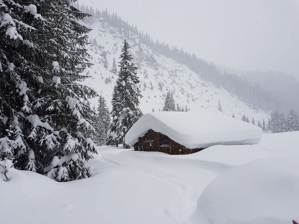 Snowy End to 2017 to be Followed by Snowy Start to 2018