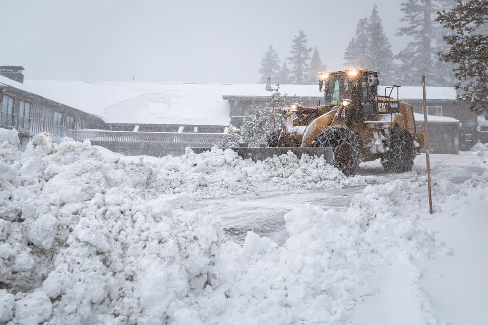 Fresh Snow after Worst Start to Season For 33 Years in Colorado