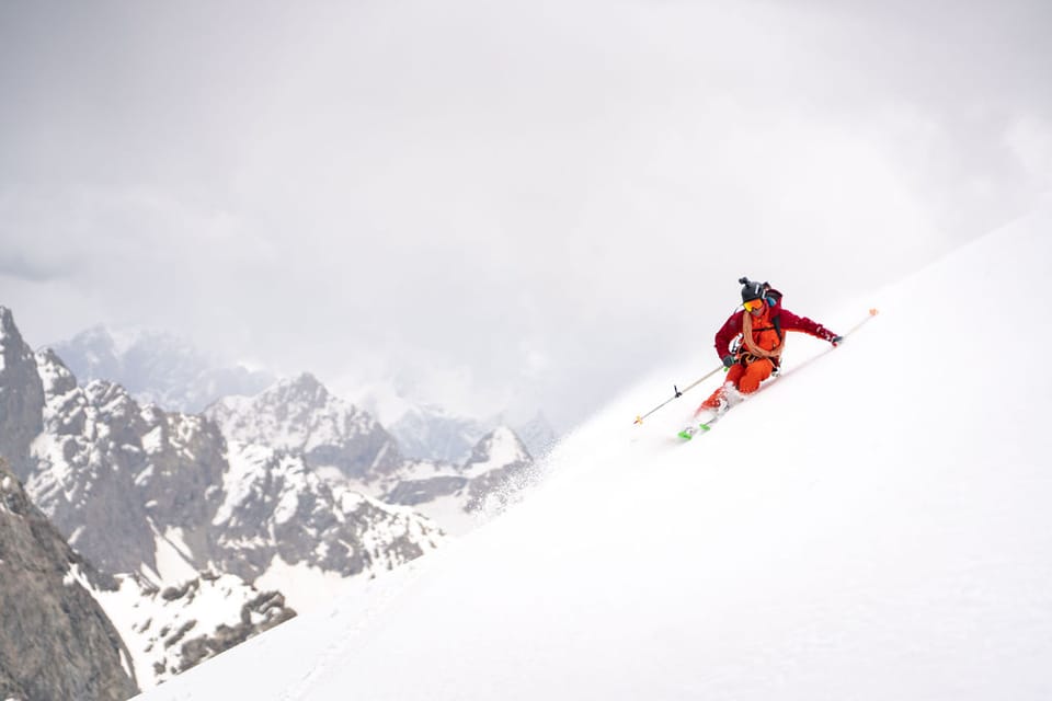 First Ski Descent of Pakistan’s Nearly 6,000m Falak Sar Peak