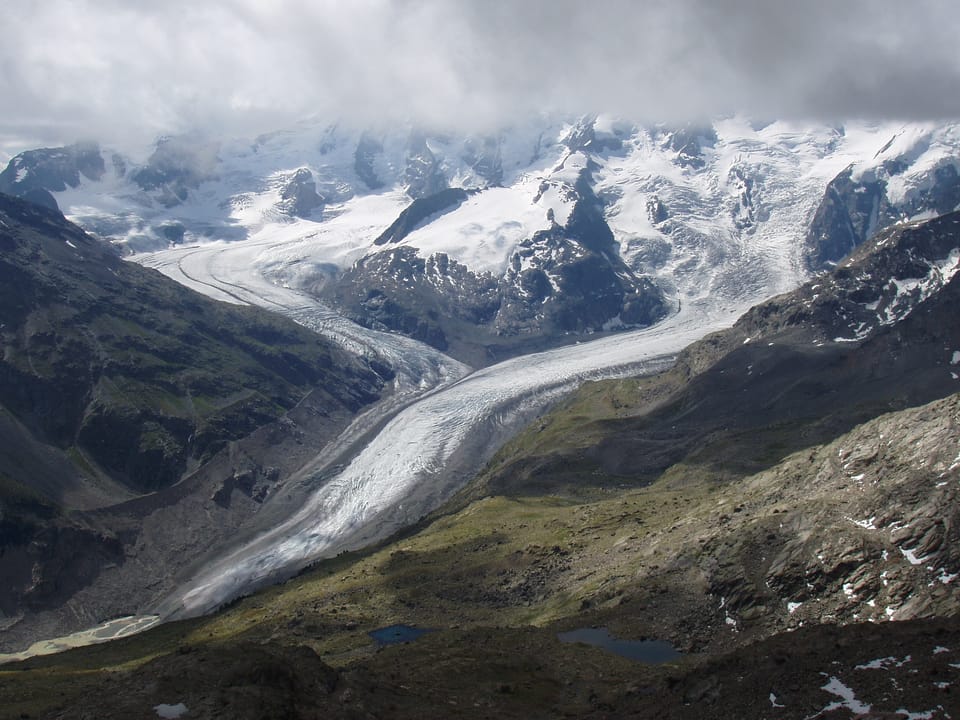 Snowmaking Can Slow But Not Stop Glacier Melt